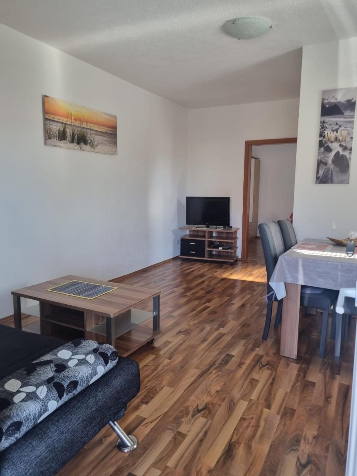 Santoni Apartment Vir Luaran gambar